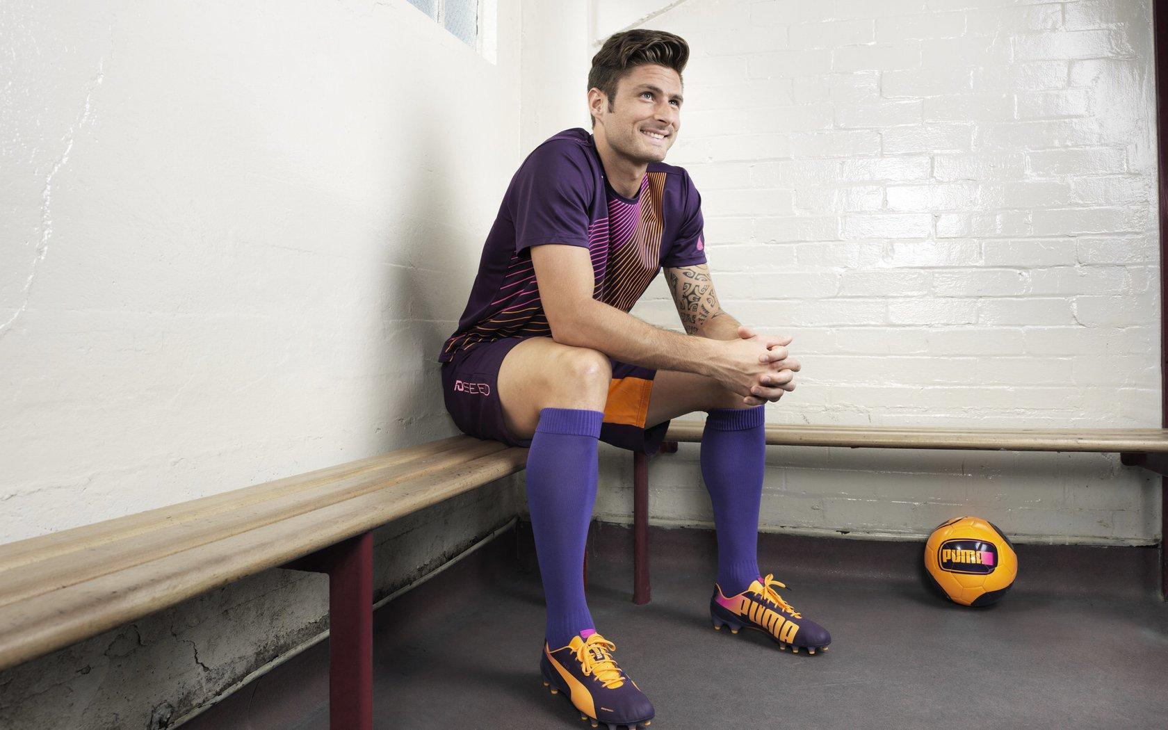 特雷-杨豪言,老鹰明年总决赛将降临俄城