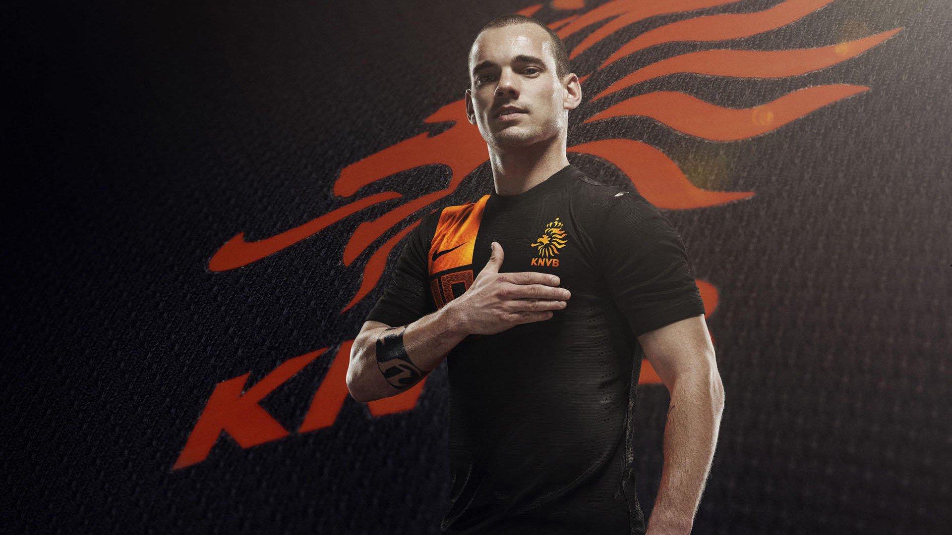 萨拉戈萨坚守拜仁之路，拒绝费内巴切高薪诱惑，新赛季或成边路关键拼图